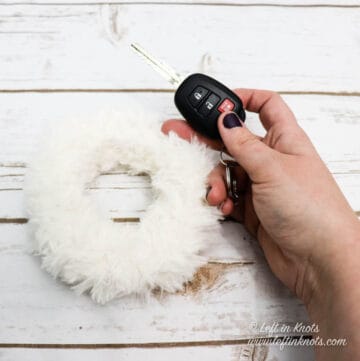 A crochet bangle bracelet keychain